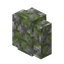 Muret de cobblestone moussue