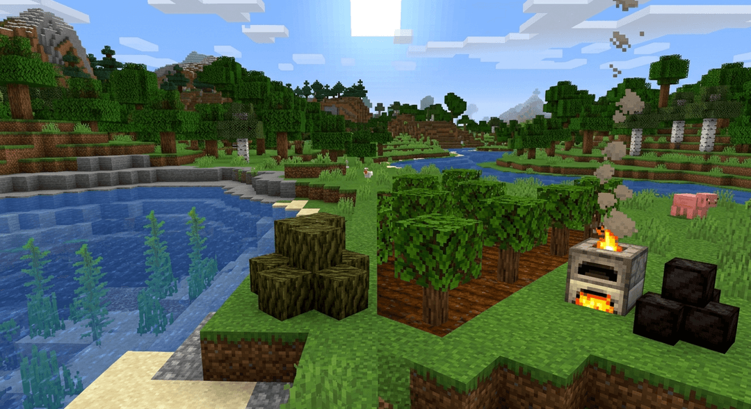 A Minecraft kelp farm and tree farm producing dried kelp blocks and charcoal, the best renewable fuels for automatic furnaces